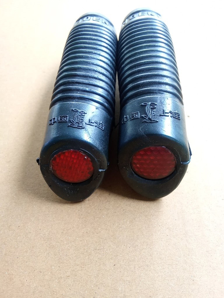1 Pair Bicycle Handlebar Grips Black HOENI 4" Length Grip Fit vintage bike NOS vintage_bike_store