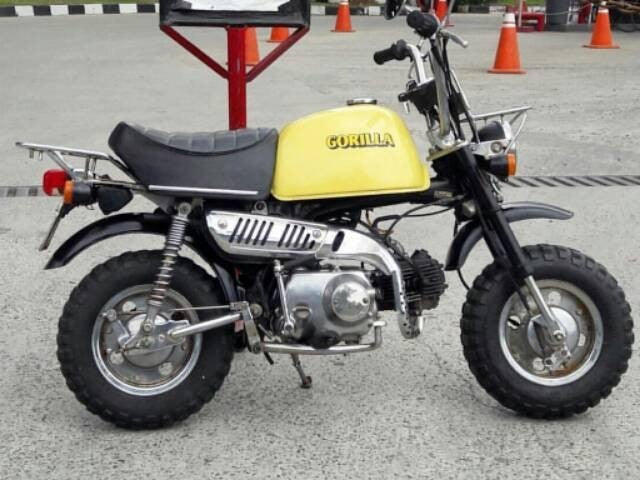 Sticker decal Honda dirt bike graphics Gorilla Z50 Side Cover Tank Sample Application – vintage_bike_store
